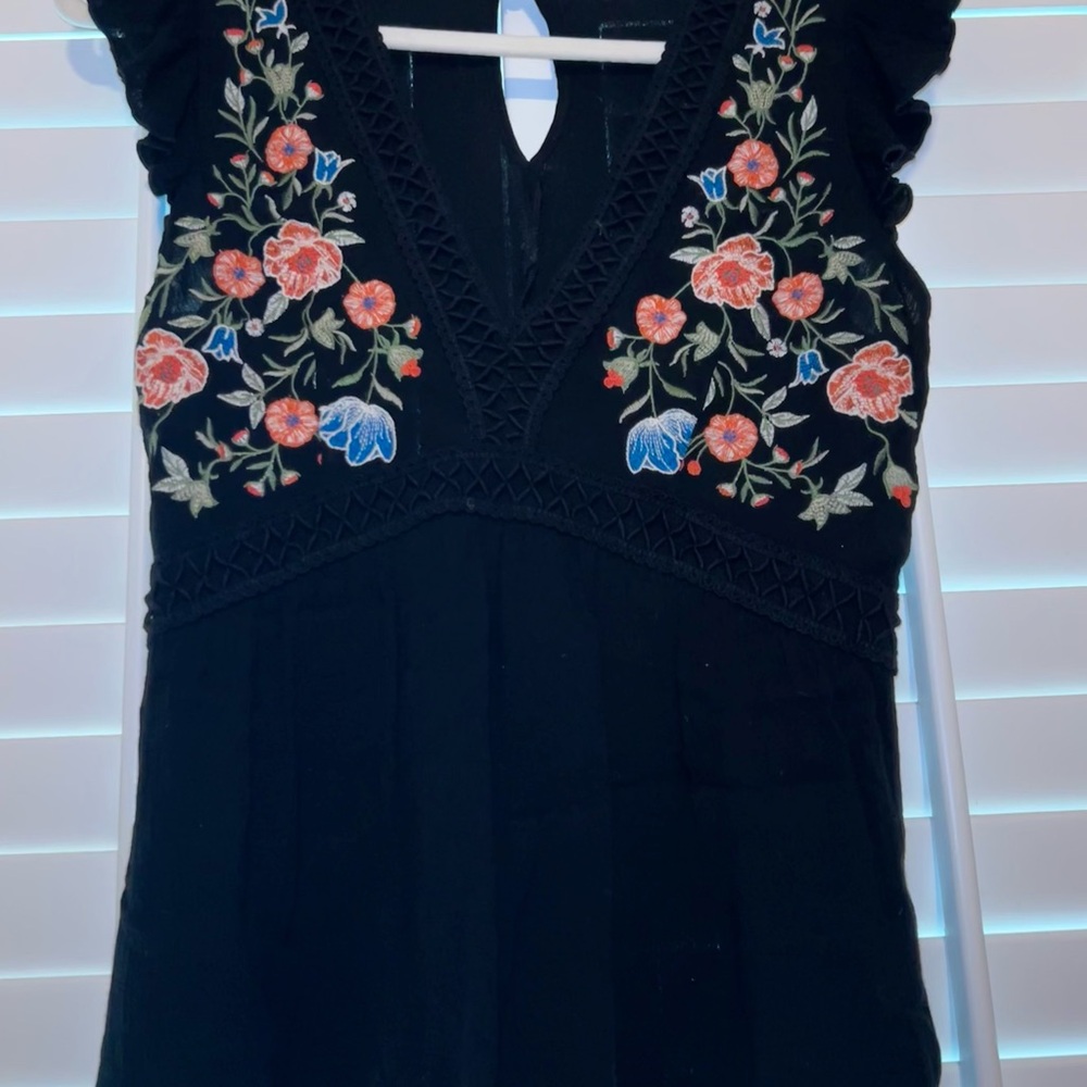 Embroidered Black Sleeveless Top